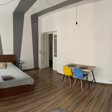 Apartament Rowna 12 Kielce Exteriör bild